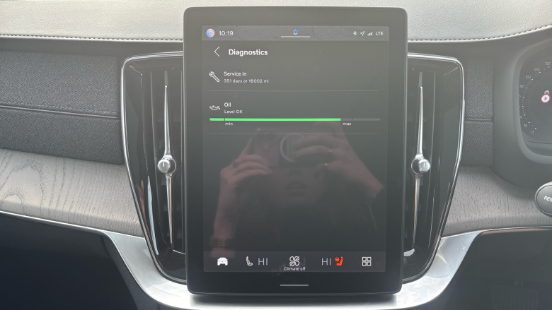 Volvo XC90 2.0 T8 PHEV Ultra Dark 5dr AWD Geartronic Estate